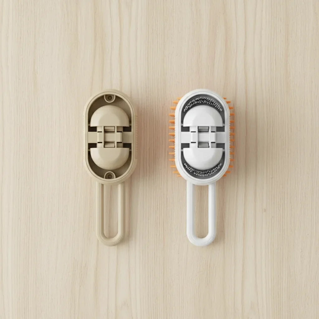 Vue arrière de deux brosses de toilettage beige et blanche avec poignée