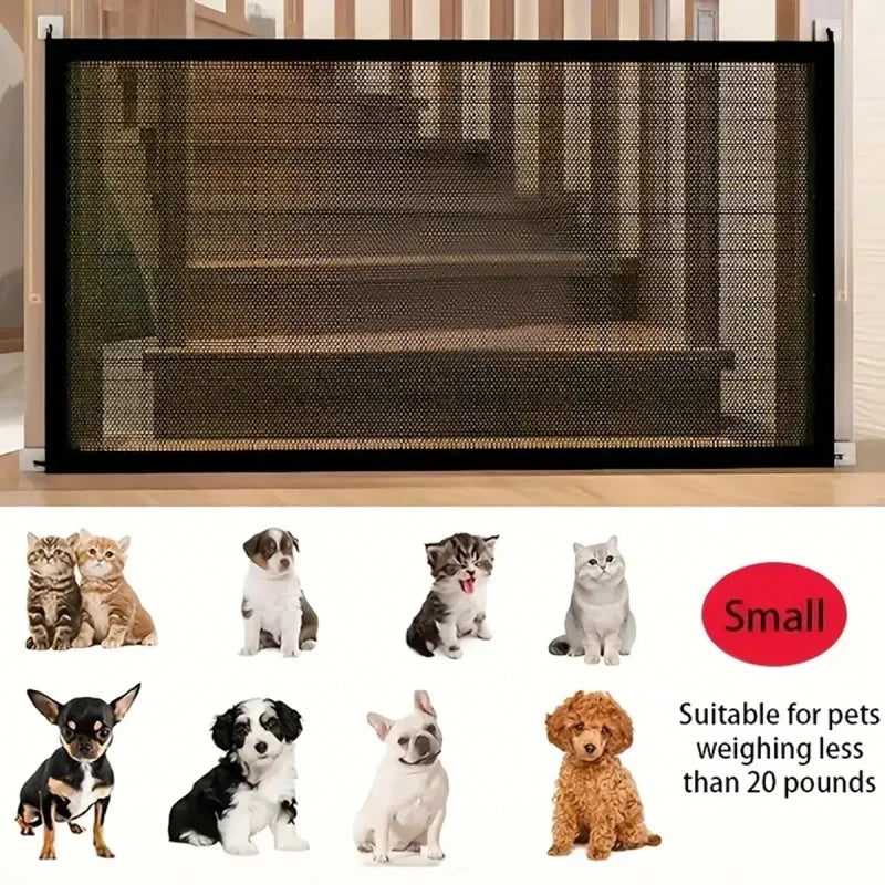 Barrière en maille pour chien installée dans un passage